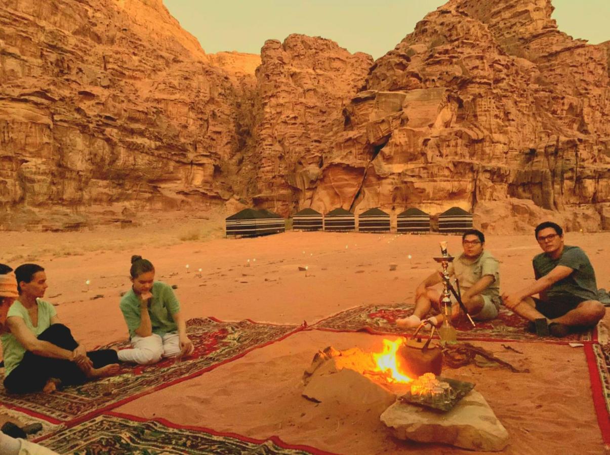 Moon City Camp Bed & Breakfast Wadi Rum Exterior photo